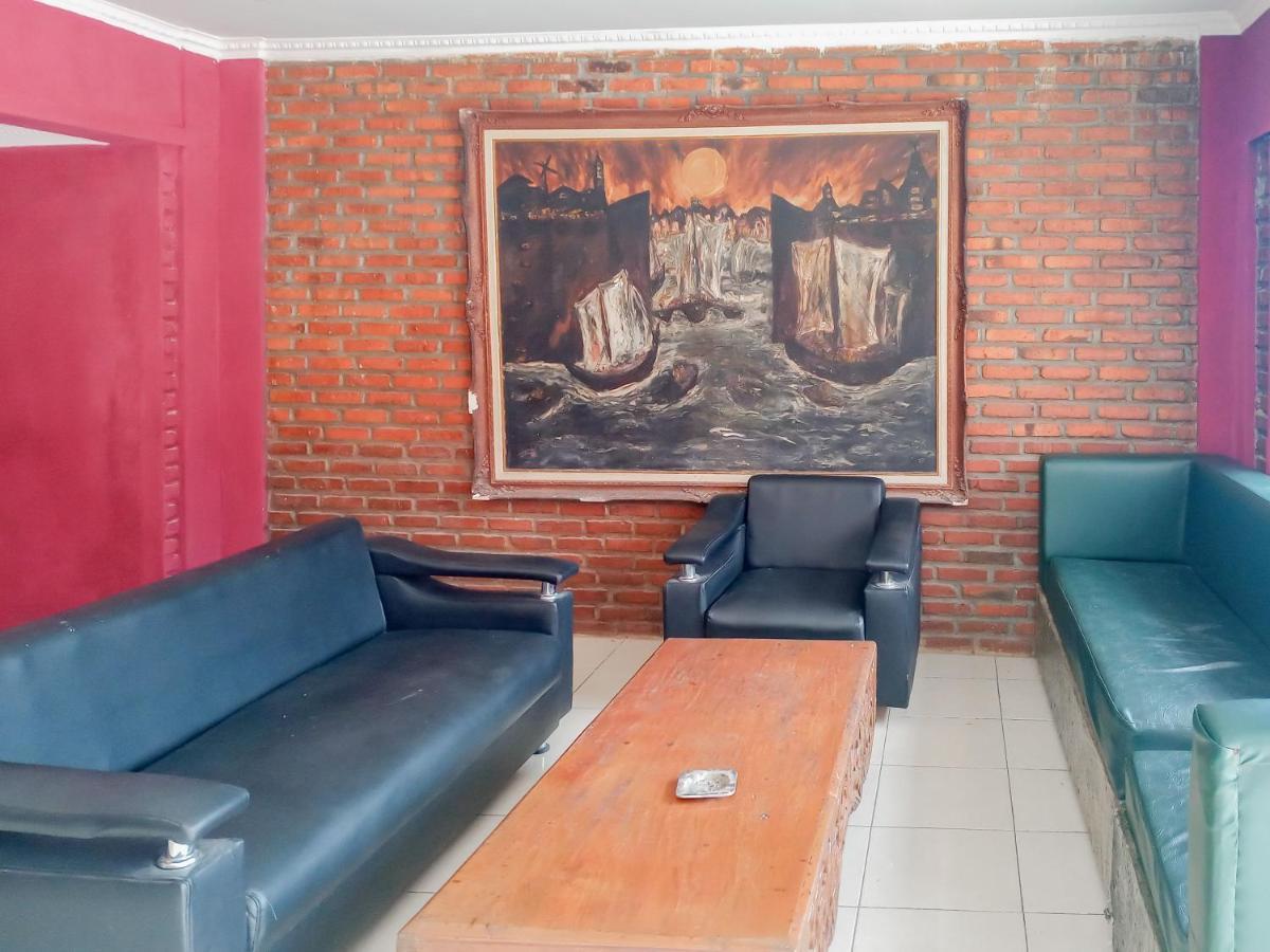 Urbanview Hotel Rio Life House Cianjur By Reddoorz 外观 照片